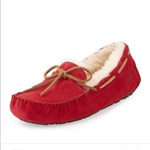 UGG Dakota slipper